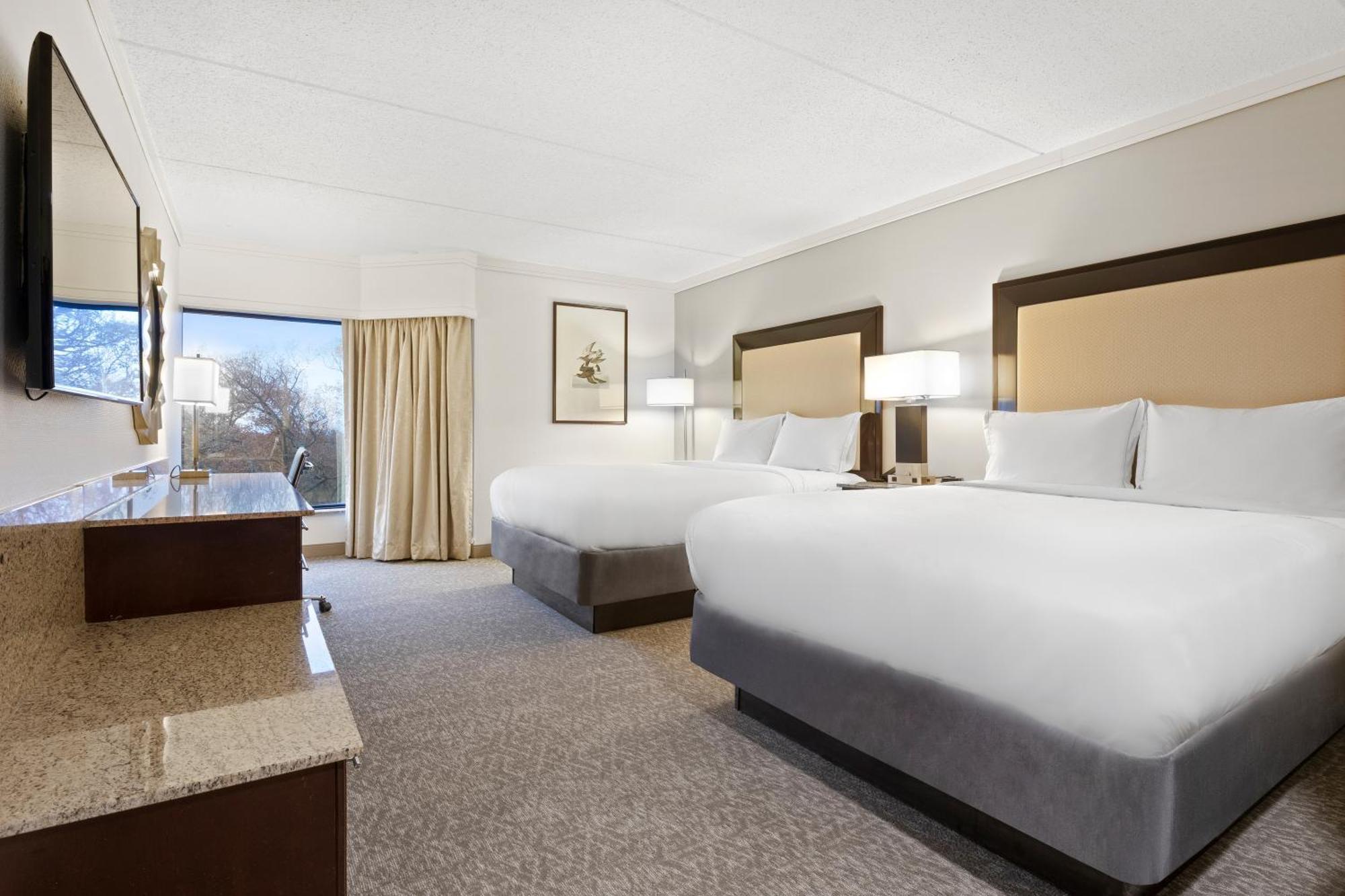 Executive Queen Room with Two Queen Beds,1217837080:JPEG